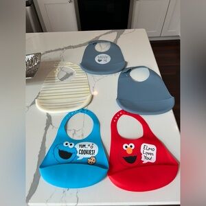 Silicone Baby Bib Set. Set of 5 silicone bibs.